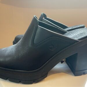 Timberland Leather Clog Shoe - Women’s Sz 8 - Excellent Condition